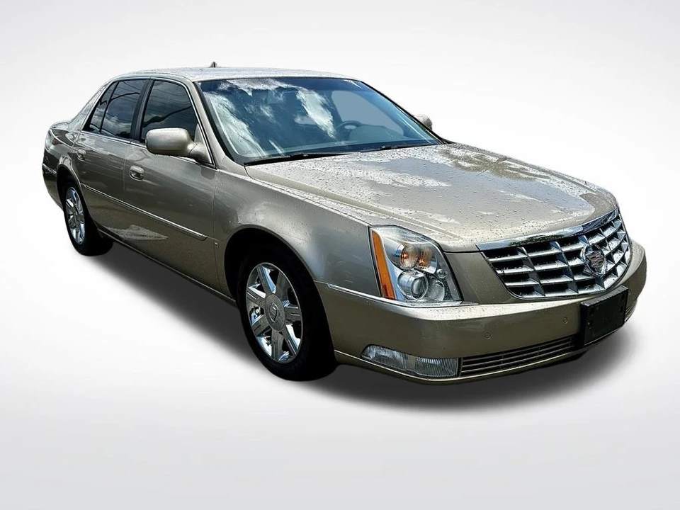 2006 Cadillac DTS - Image 2 of 12