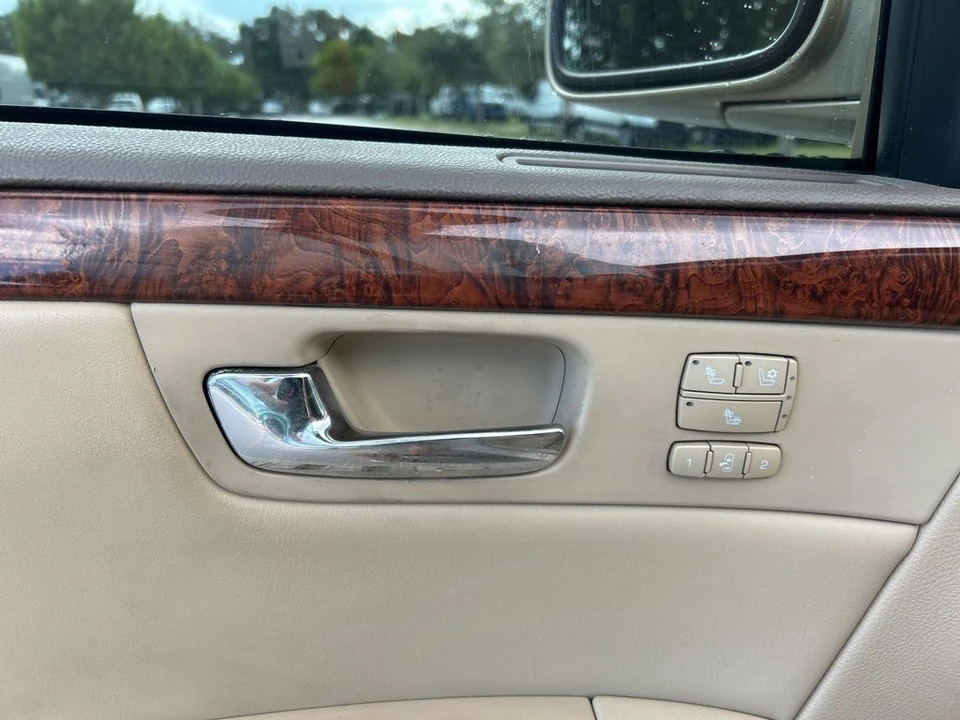 2006 Cadillac DTS - Image 12 of 12