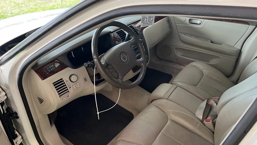 2006 Cadillac DTS - Image 3 of 5