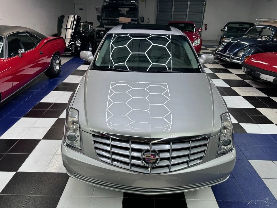 2006 Cadillac DTS - Image 7 of 21