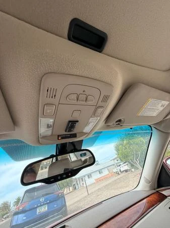 2006 Cadillac DTS - Image 20 of 21