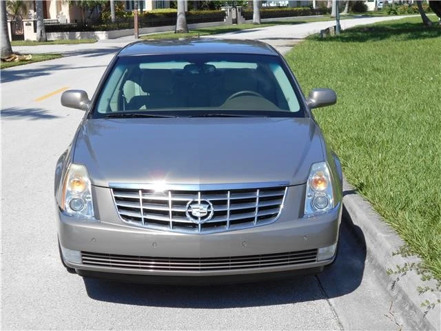 2006 Cadillac DTS - Image 4 of 12