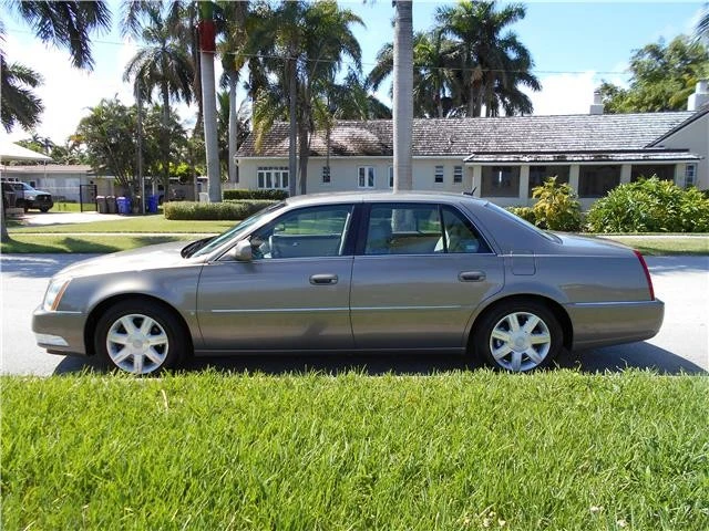 2006 Cadillac DTS - Image 7 of 12