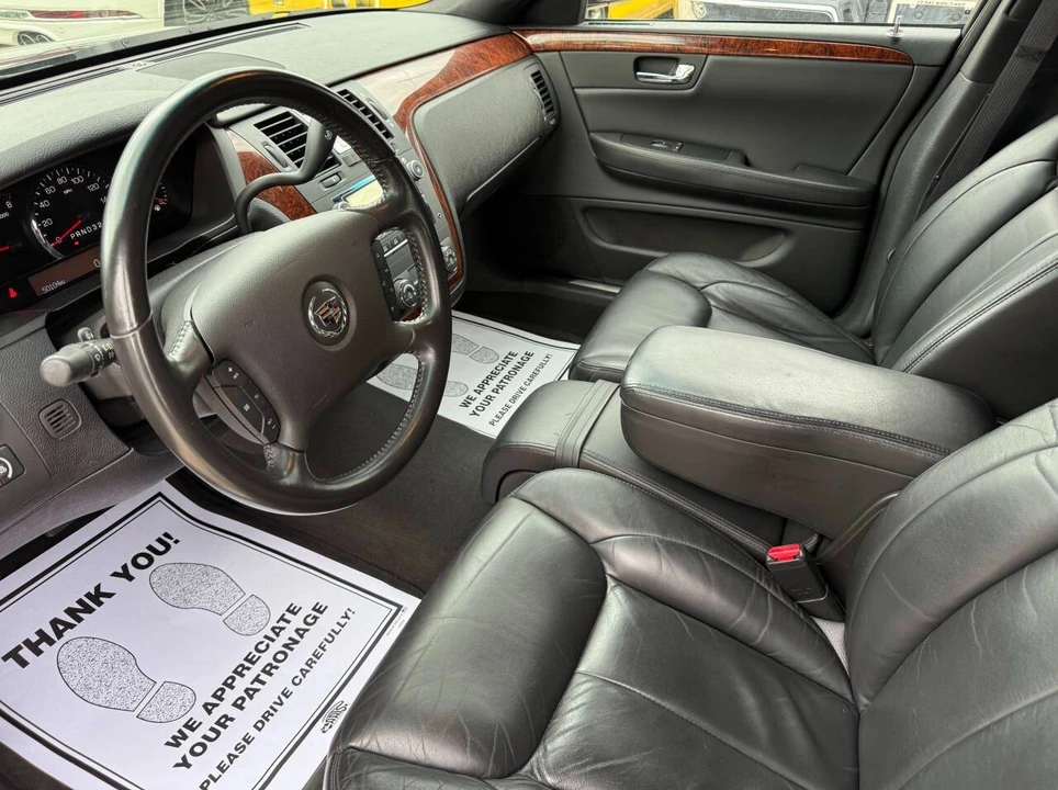 2006 Cadillac DTS - Image 8 of 21