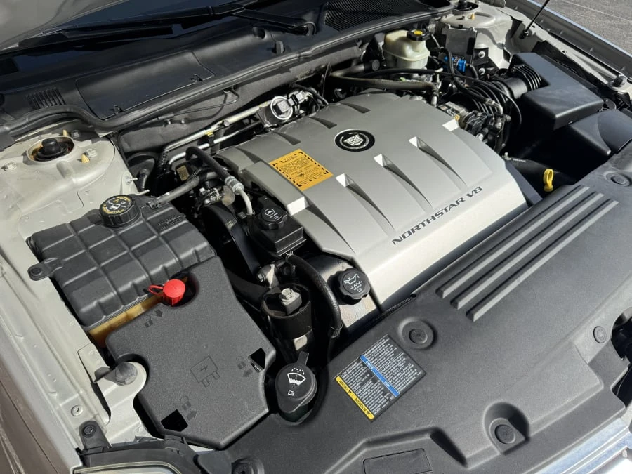 2006 Cadillac DTS - Image 10 of 12