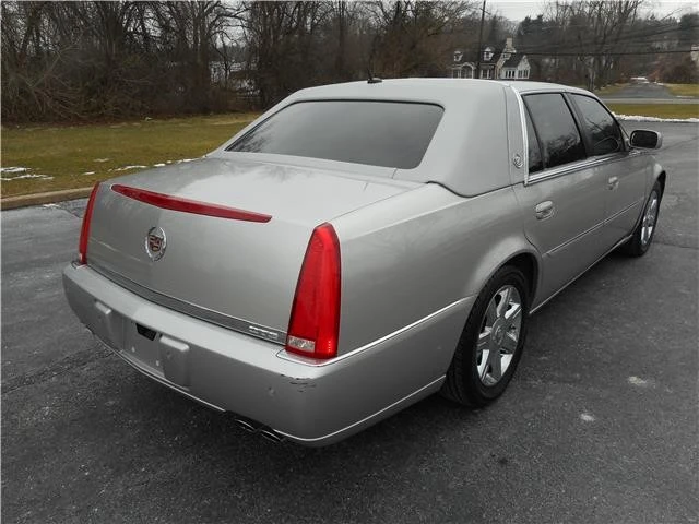2006 Cadillac DTS - Image 3 of 12