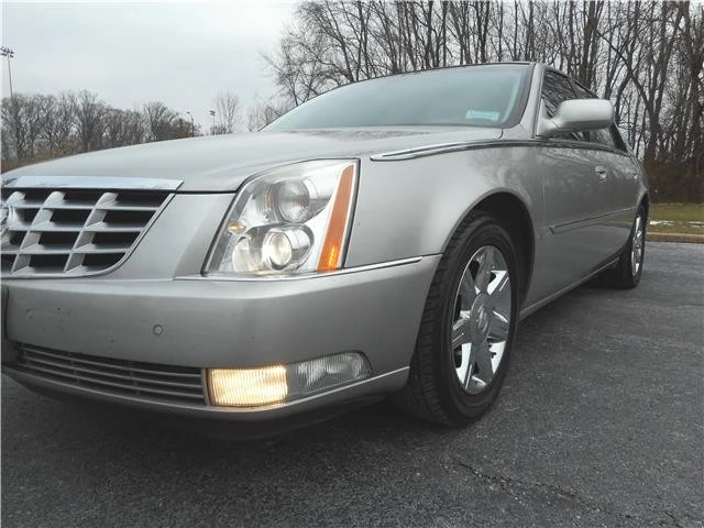 2006 Cadillac DTS - Image 10 of 12