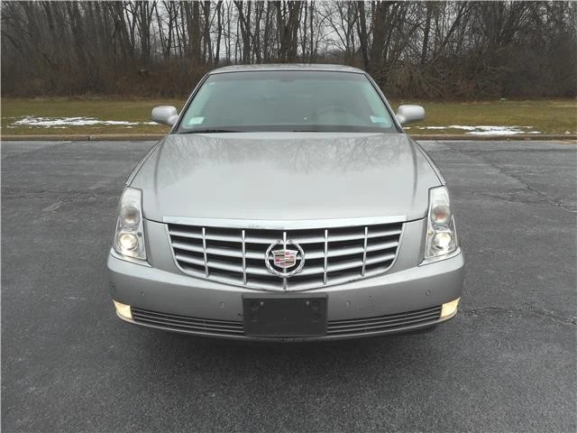 2006 Cadillac DTS - Image 11 of 12