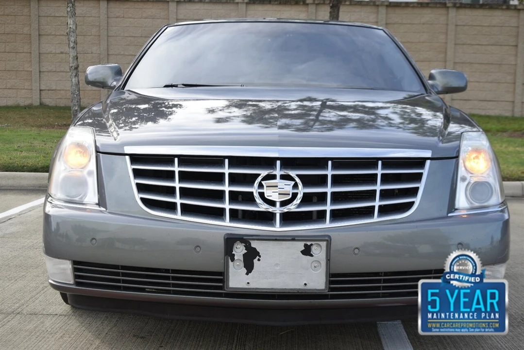 2006 Cadillac DTS - Image 3 of 4