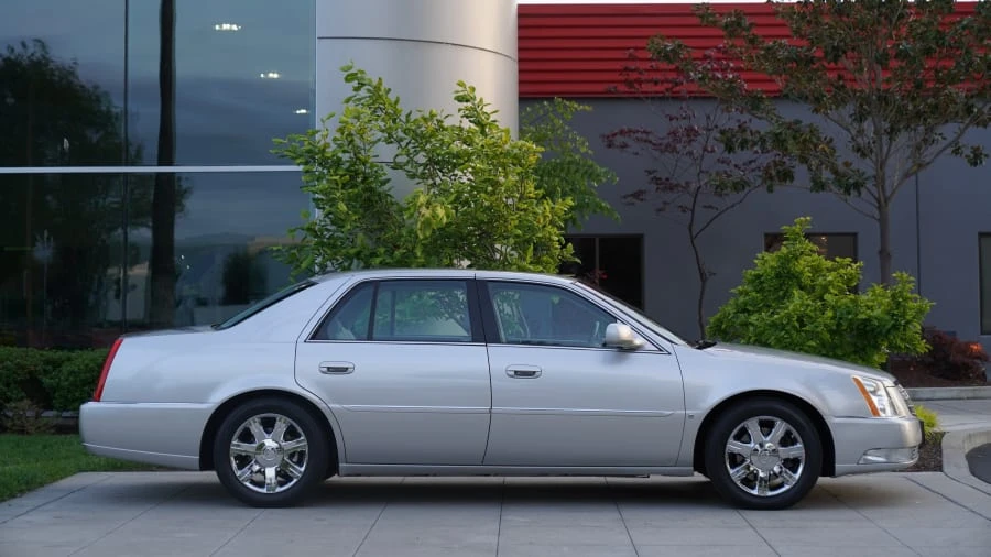 2006 Cadillac DTS - Image 7 of 23
