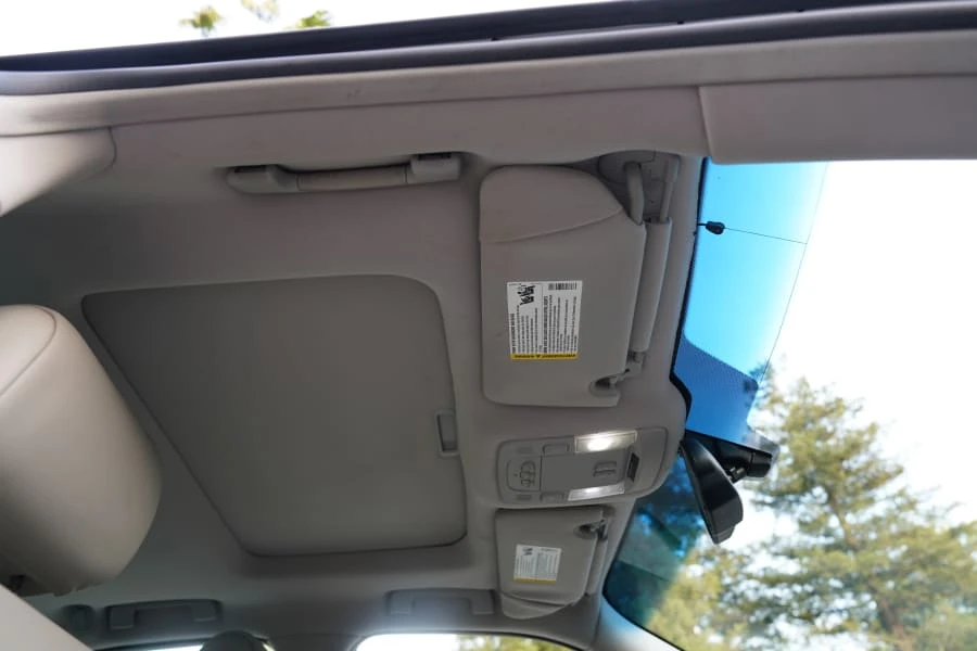 2006 Cadillac DTS - Image 14 of 23