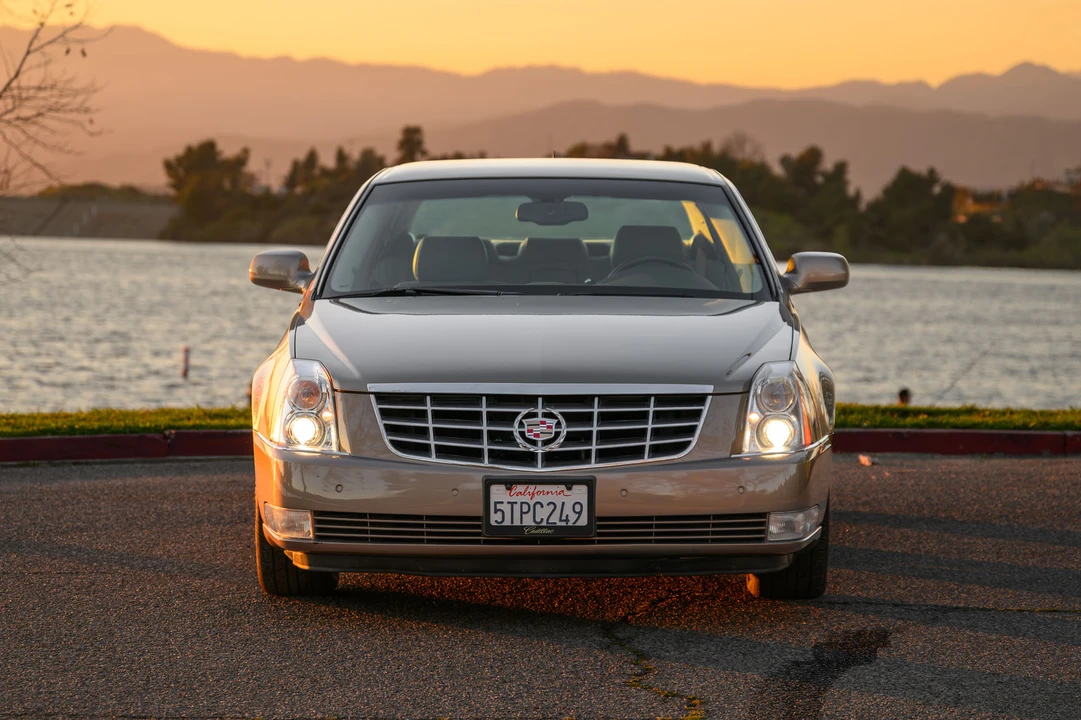 2006 Cadillac DTS - Image 10 of 31
