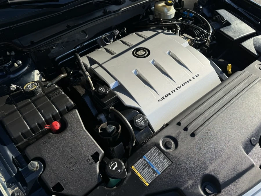 2006 Cadillac DTS - Image 8 of 10