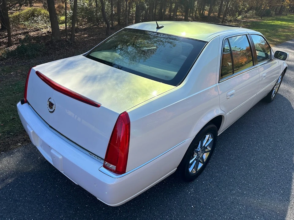 2006 Cadillac DTS - Image 21 of 31