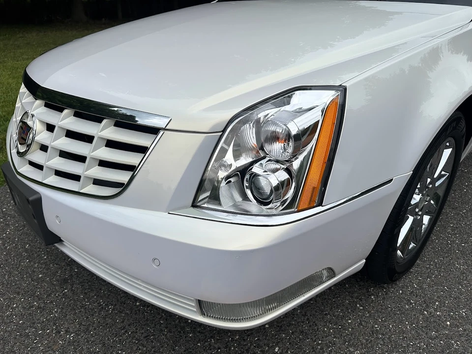 2006 Cadillac DTS - Image 26 of 31