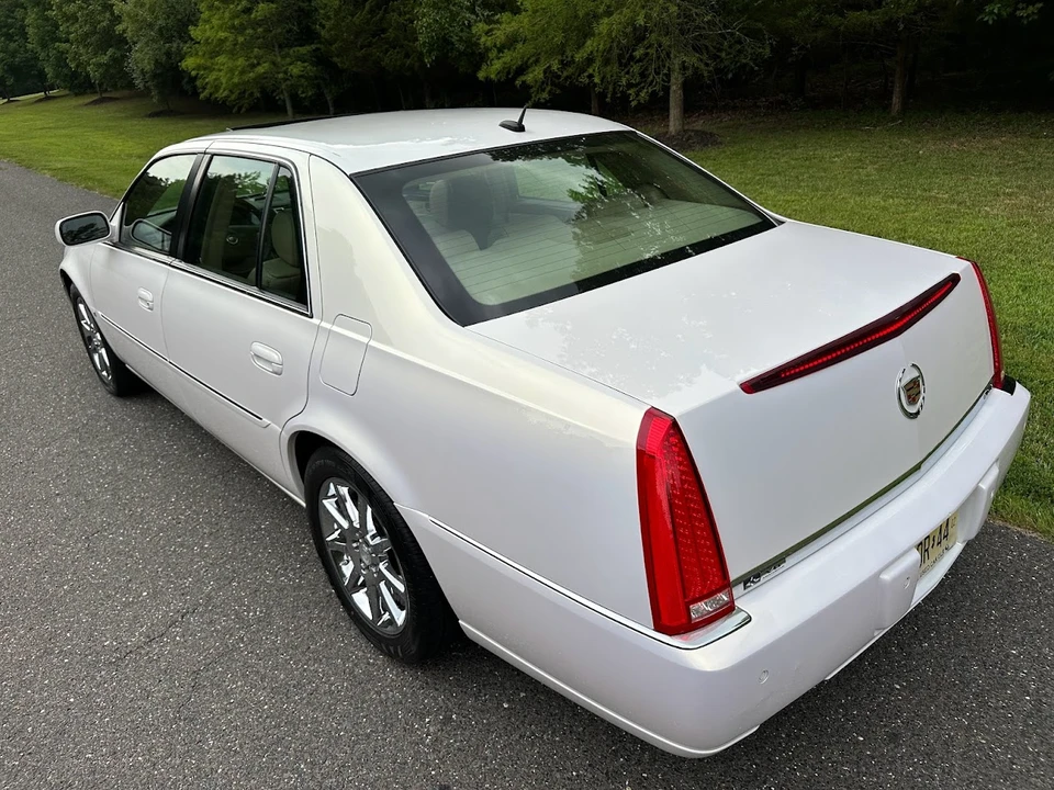 2006 Cadillac DTS - Image 20 of 31