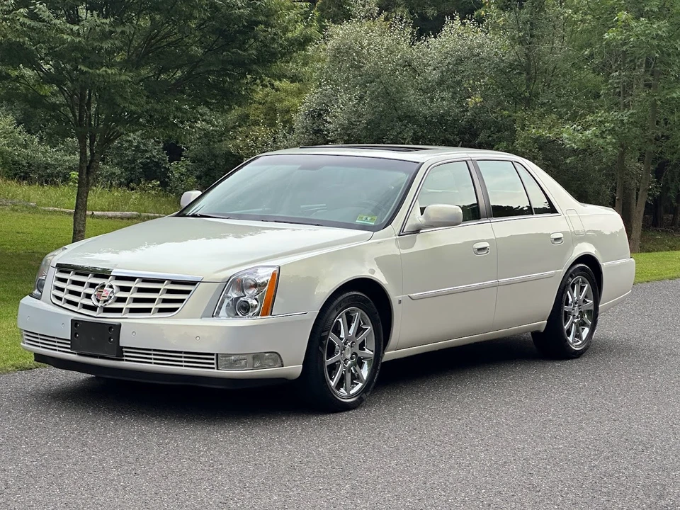 2006 Cadillac DTS - Image 6 of 31