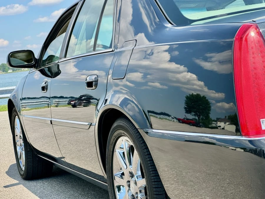 2006 Cadillac DTS - Image 13 of 31