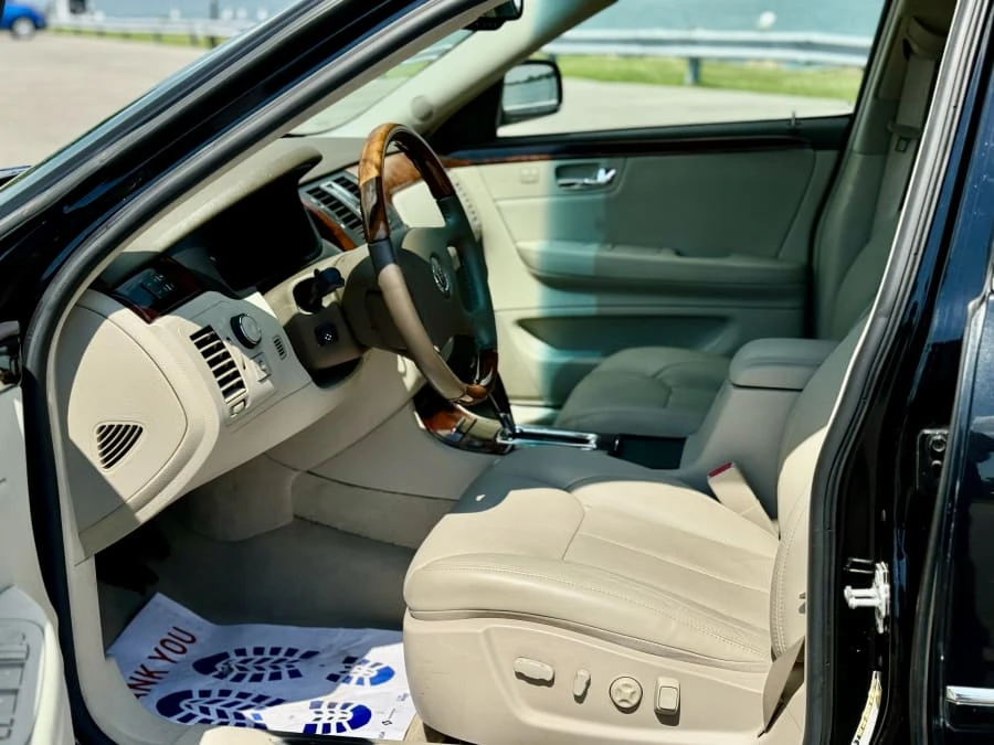 2006 Cadillac DTS - Image 20 of 31
