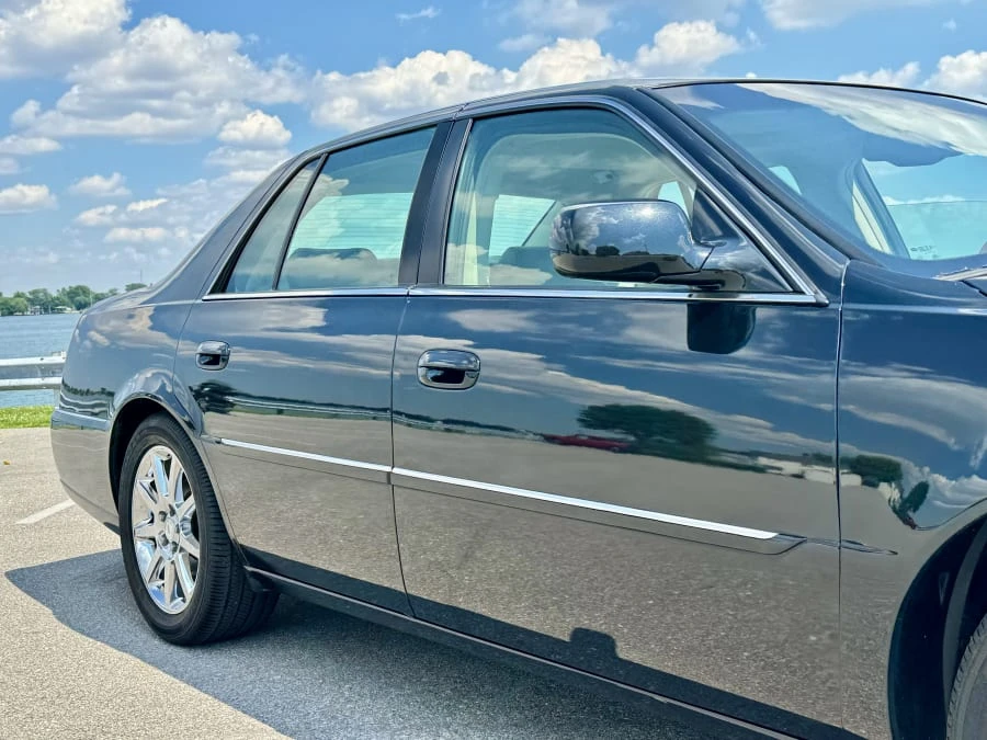 2006 Cadillac DTS - Image 18 of 31