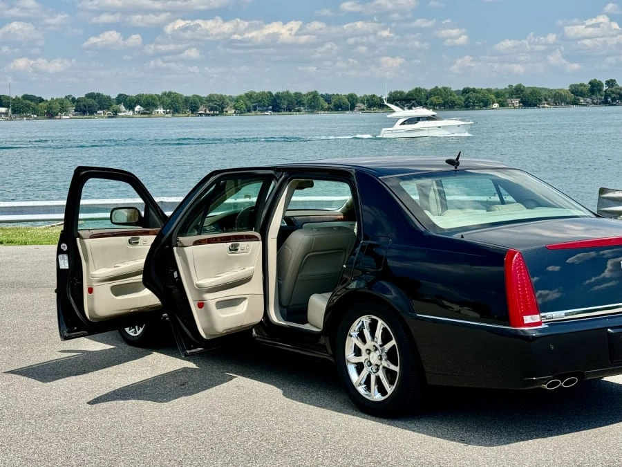 2006 Cadillac DTS - Image 28 of 31