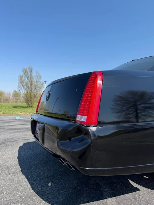 2006 Cadillac DTS - Image 10 of 12