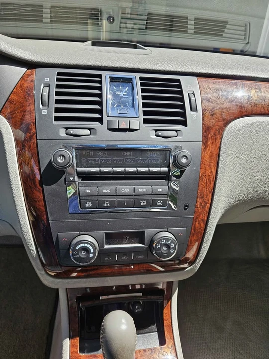 2006 Cadillac DTS - Image 4 of 6
