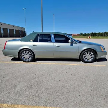 2006 Cadillac DTS Sedan 4D