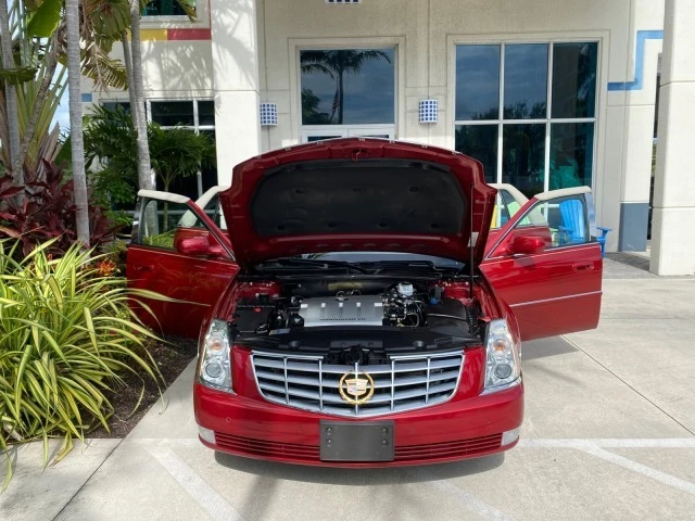 2006 Cadillac DeVille - Image 17 of 22