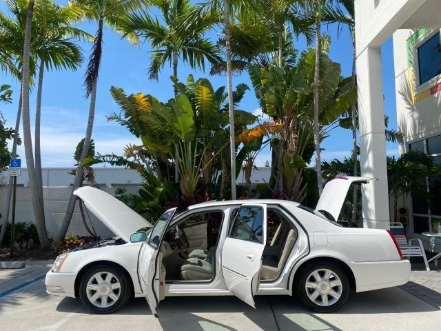 2006 Cadillac DeVille - Image 9 of 22