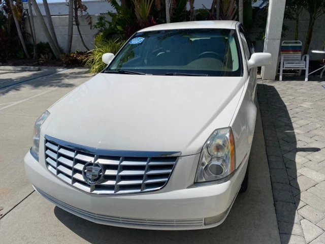 2006 Cadillac DeVille - Image 4 of 22