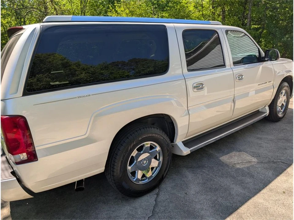 2006 Cadillac Escalade & EXT 2nd Gen - Image 5 of 13