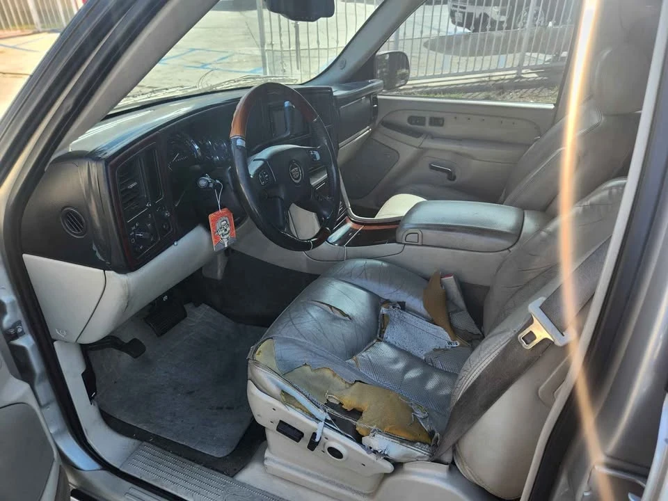 2006 Cadillac Escalade & EXT 2nd Gen - Image 5 of 8