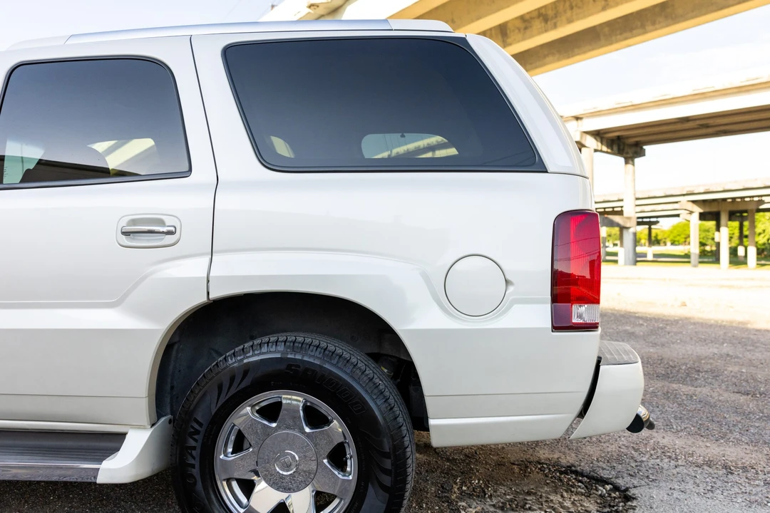 2006 Cadillac Escalade & EXT 2nd Gen - Image 13 of 31