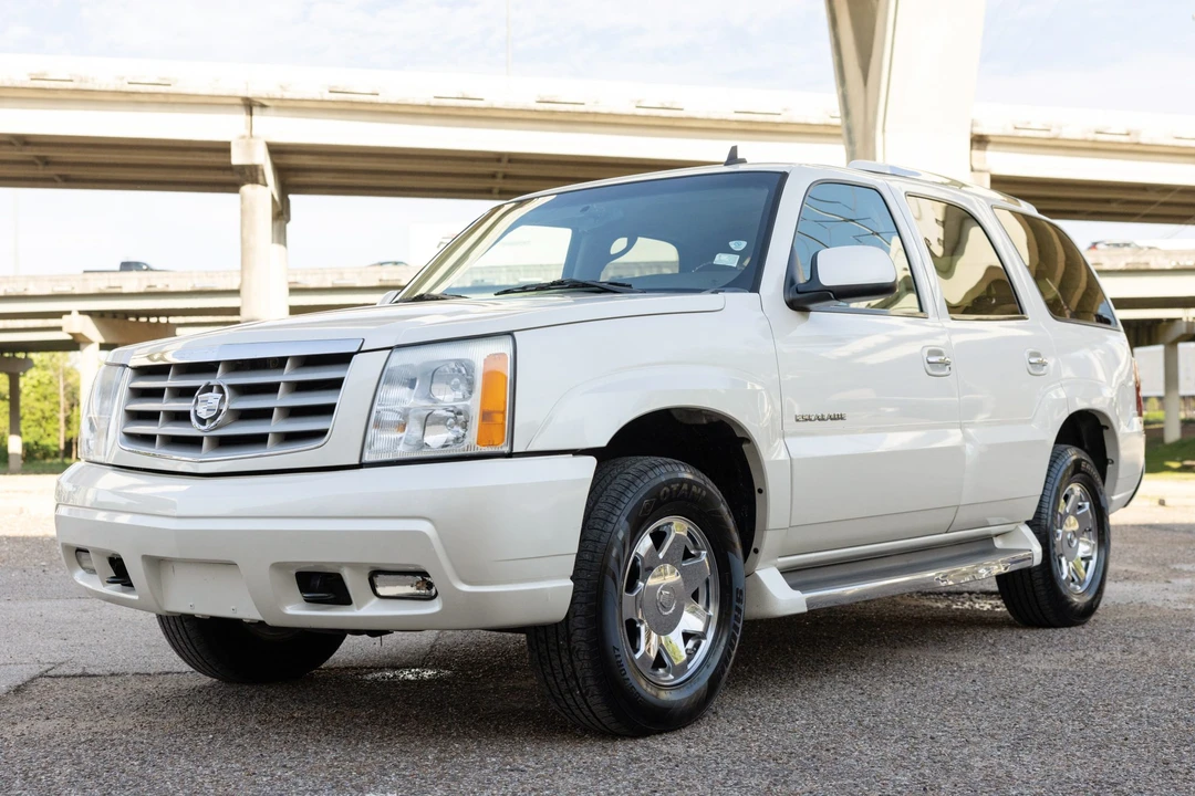 2006 Cadillac Escalade & EXT 2nd Gen - Image 2 of 31