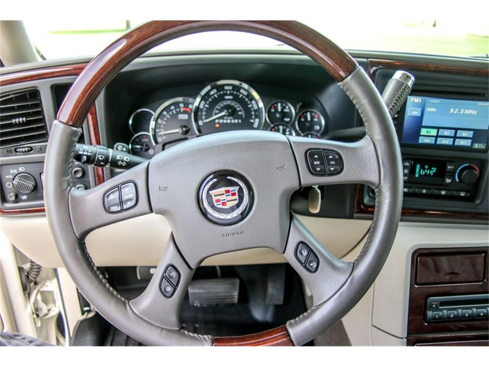 2006 Cadillac Escalade & EXT 2nd Gen - Image 26 of 31