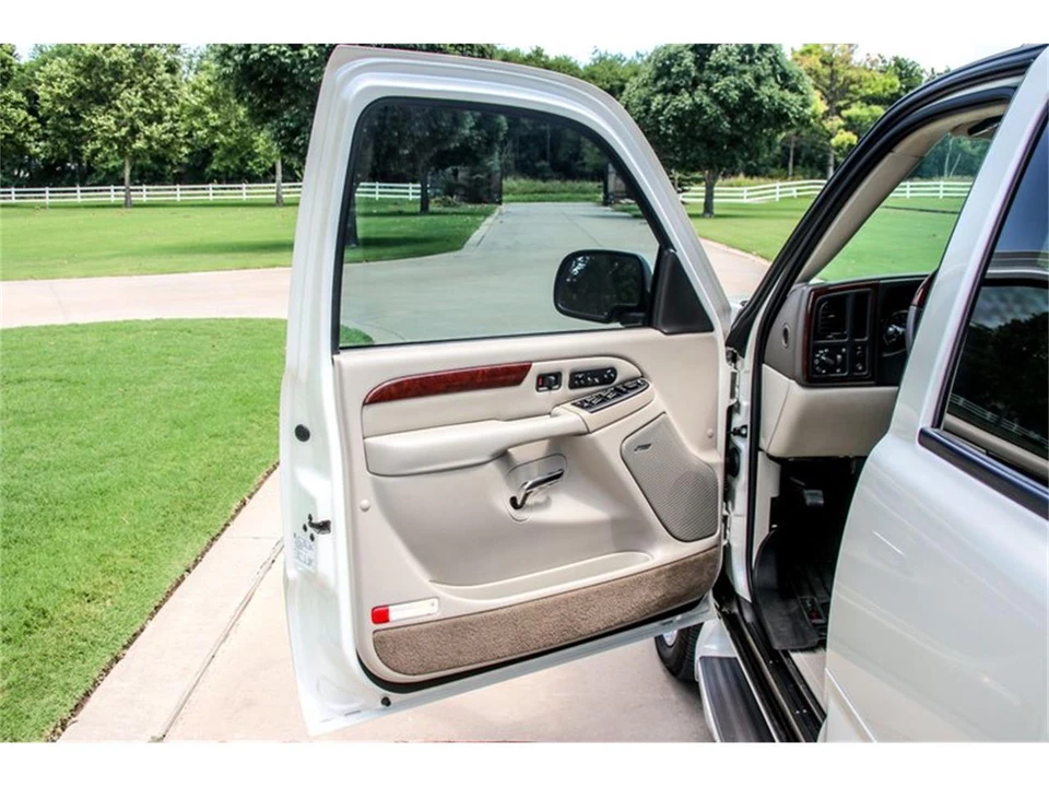 2006 Cadillac Escalade & EXT 2nd Gen - Image 24 of 31