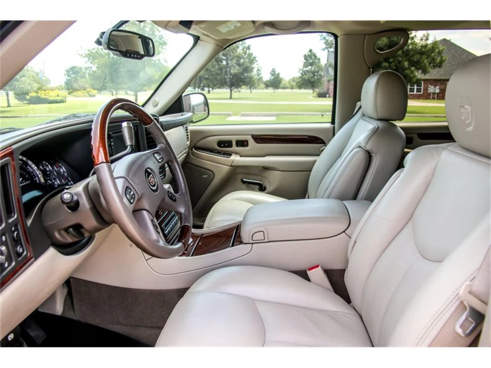 2006 Cadillac Escalade & EXT 2nd Gen - Image 25 of 31