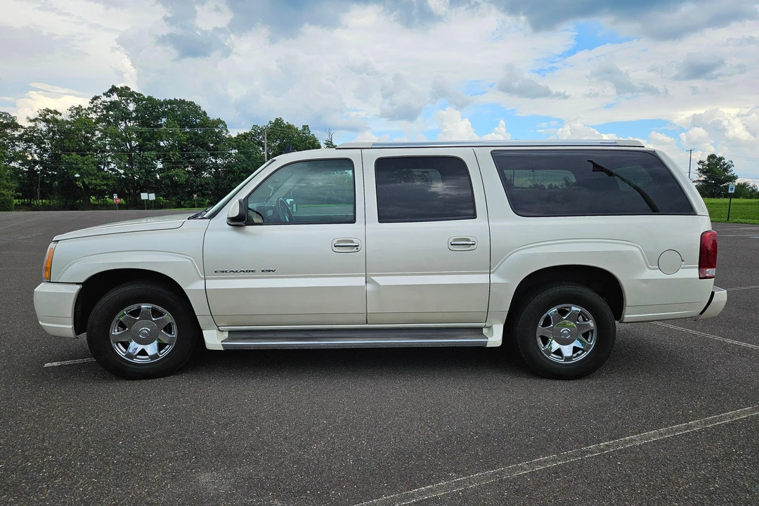 2006 Cadillac Escalade & EXT 2nd Gen - Image 3 of 31