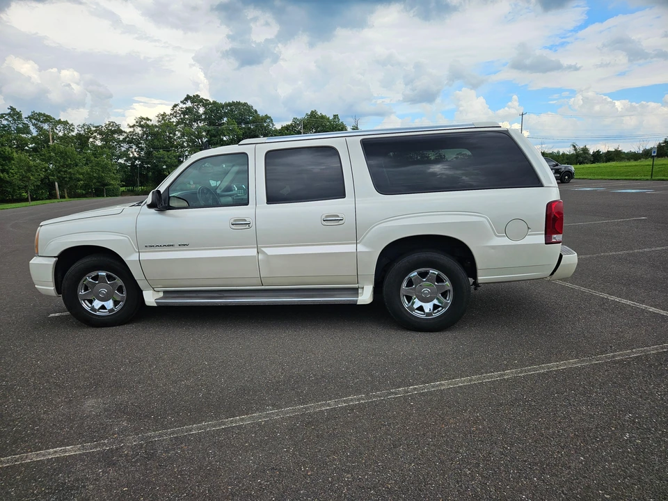 2006 Cadillac Escalade & EXT 2nd Gen - Image 12 of 31