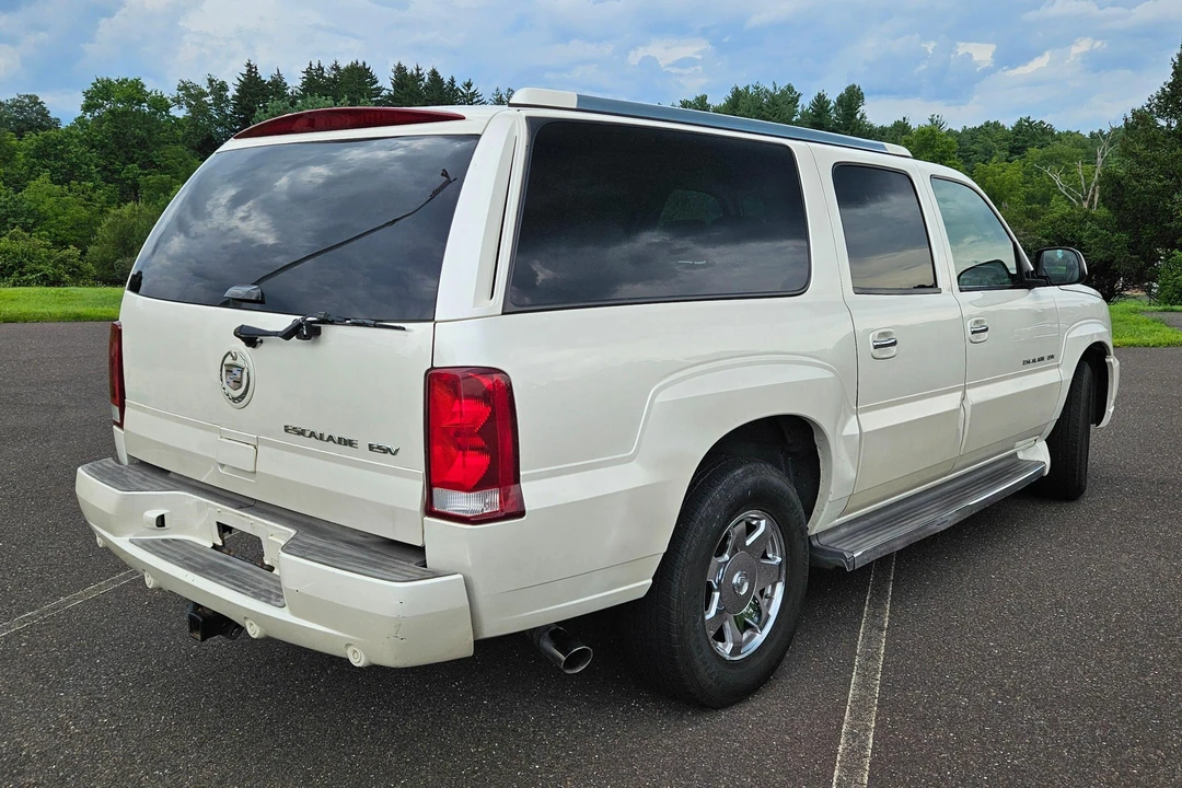 2006 Cadillac Escalade & EXT 2nd Gen - Image 4 of 31