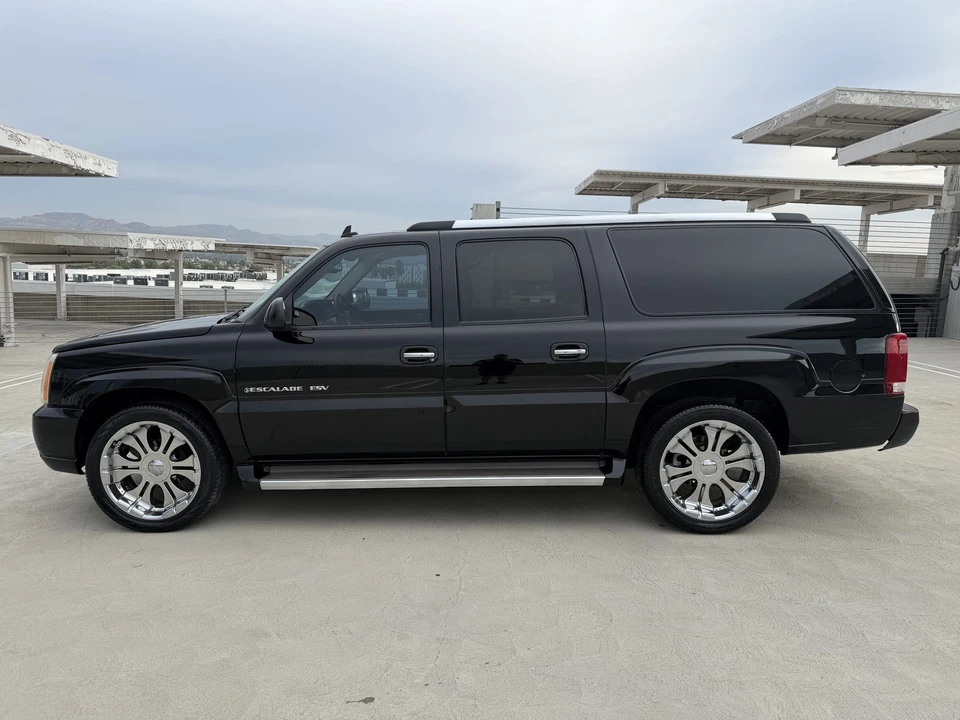 2006 Cadillac Escalade & EXT 2nd Gen - Image 30 of 31