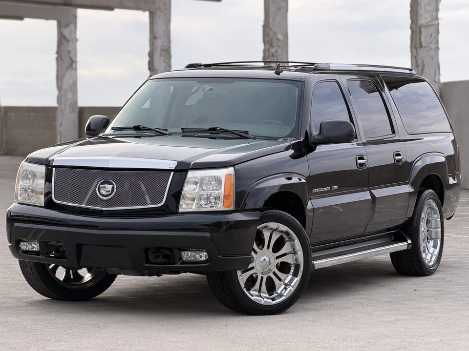 2006 Cadillac Escalade & EXT 2nd Gen - Image 2 of 31
