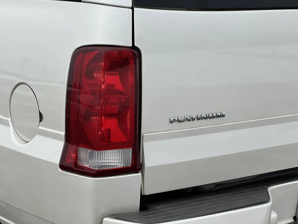 2006 Cadillac Escalade & EXT 2nd Gen - Image 26 of 31