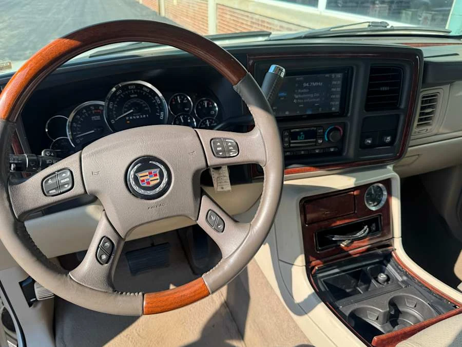2006 Cadillac Escalade & EXT 2nd Gen - Image 8 of 13