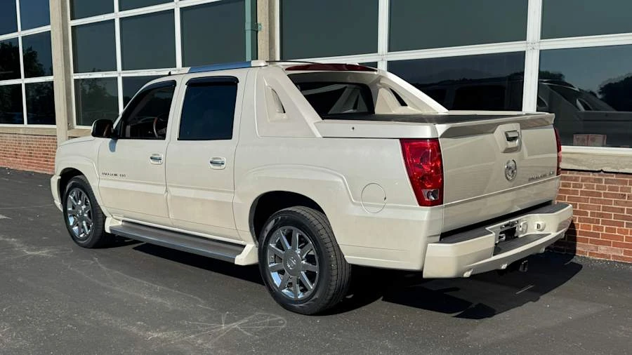 2006 Cadillac Escalade & EXT 2nd Gen - Image 3 of 13