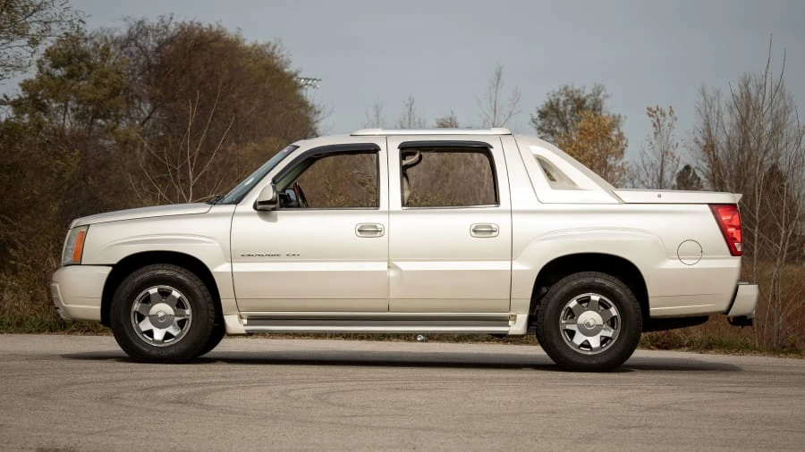 2006 Cadillac Escalade & EXT 2nd Gen - Image 2 of 17