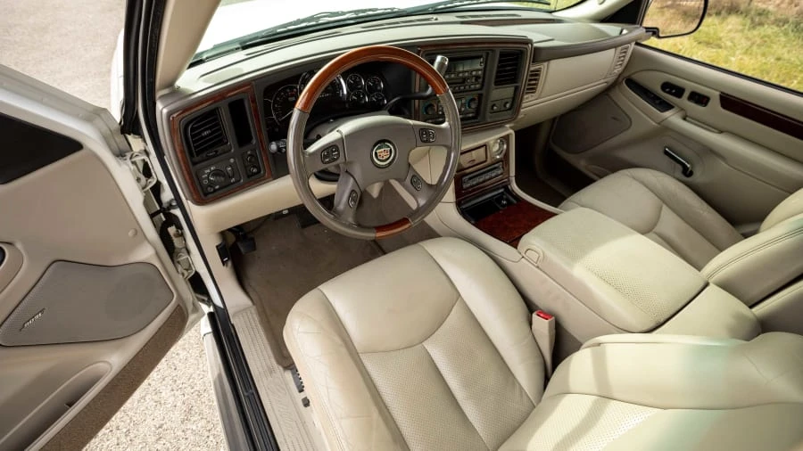 2006 Cadillac Escalade & EXT 2nd Gen - Image 4 of 17