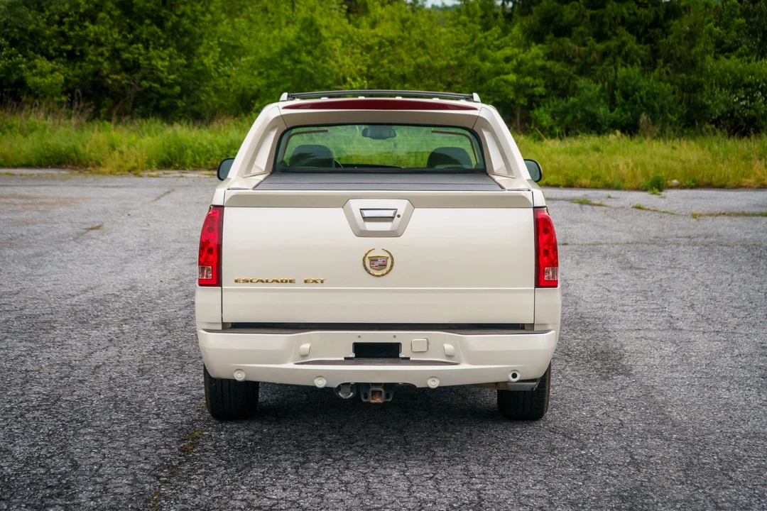 2006 Cadillac Escalade & EXT 2nd Gen - Image 9 of 31