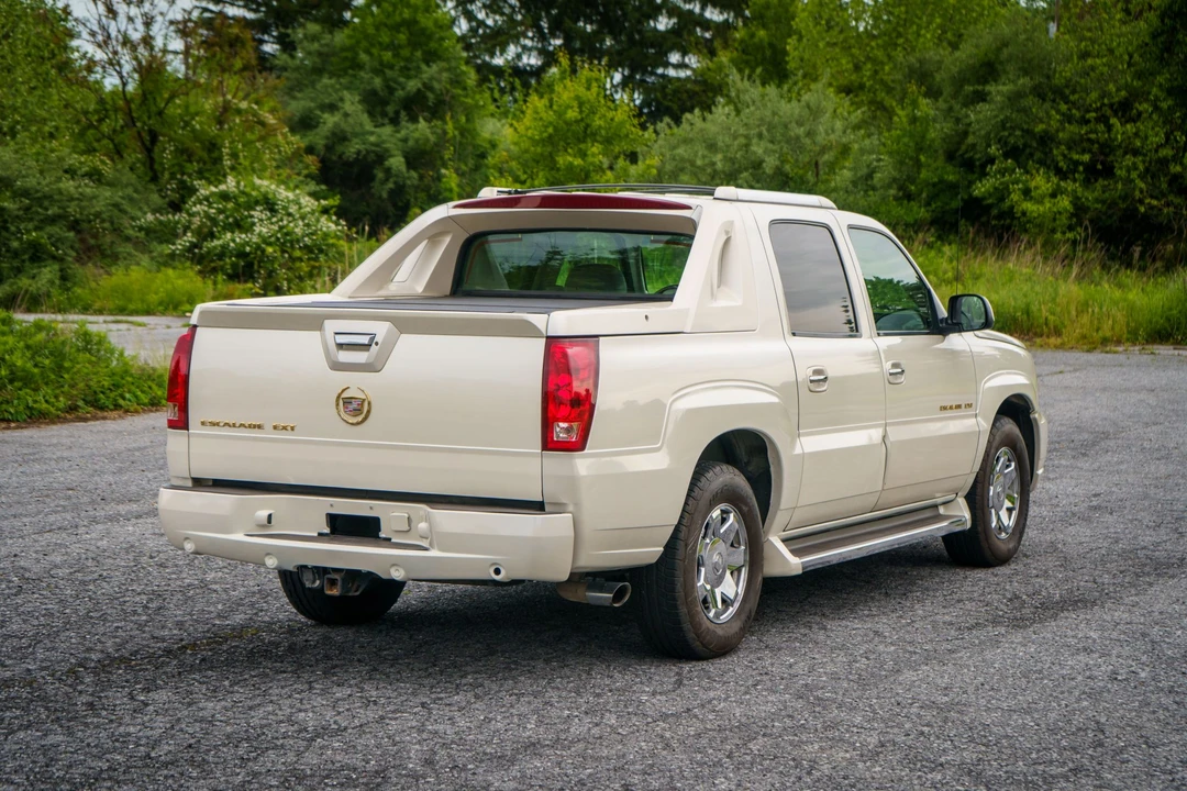2006 Cadillac Escalade & EXT 2nd Gen - Image 12 of 31